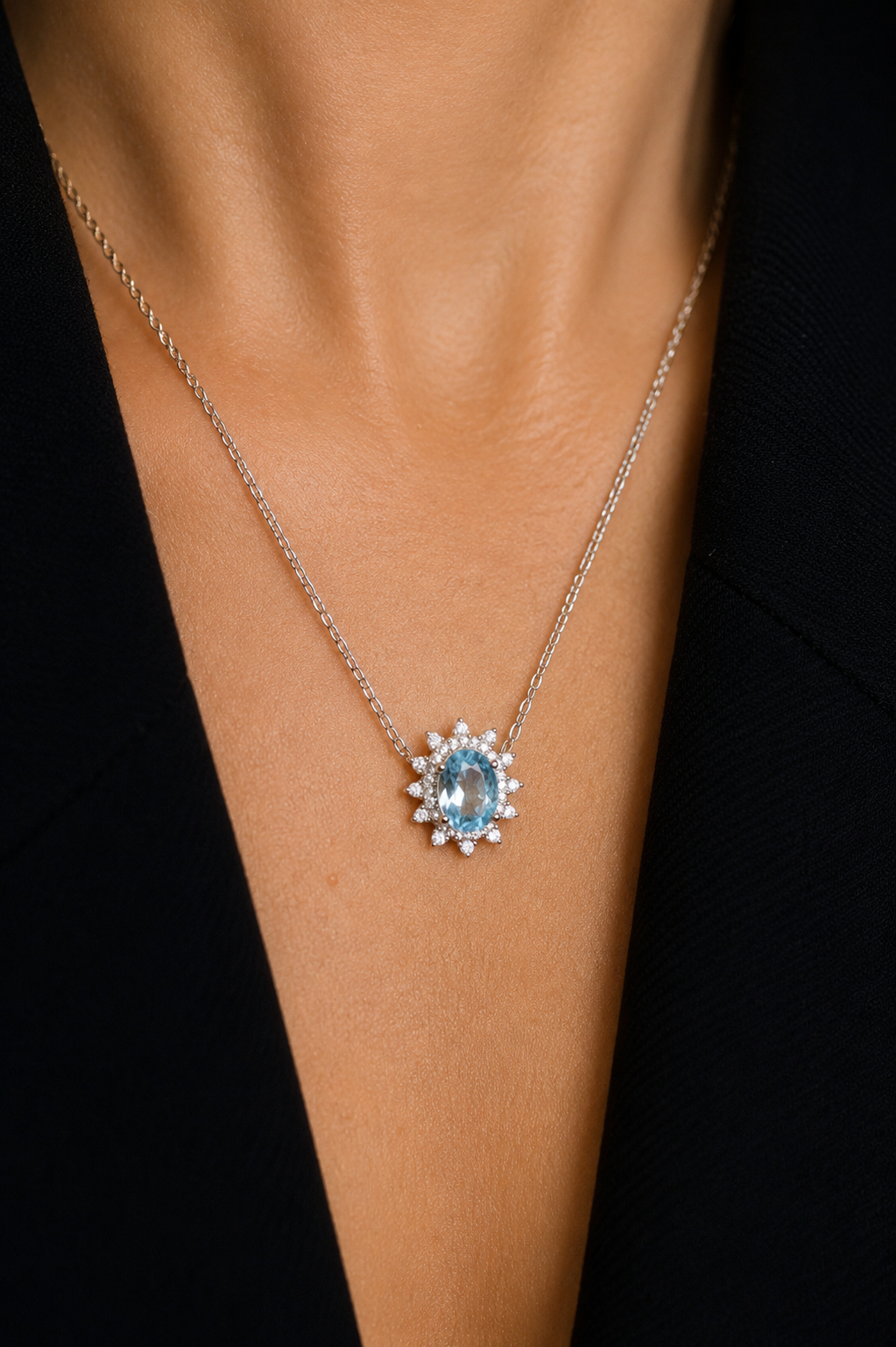 Gaia Soleil Natural Aquamarine Necklace
