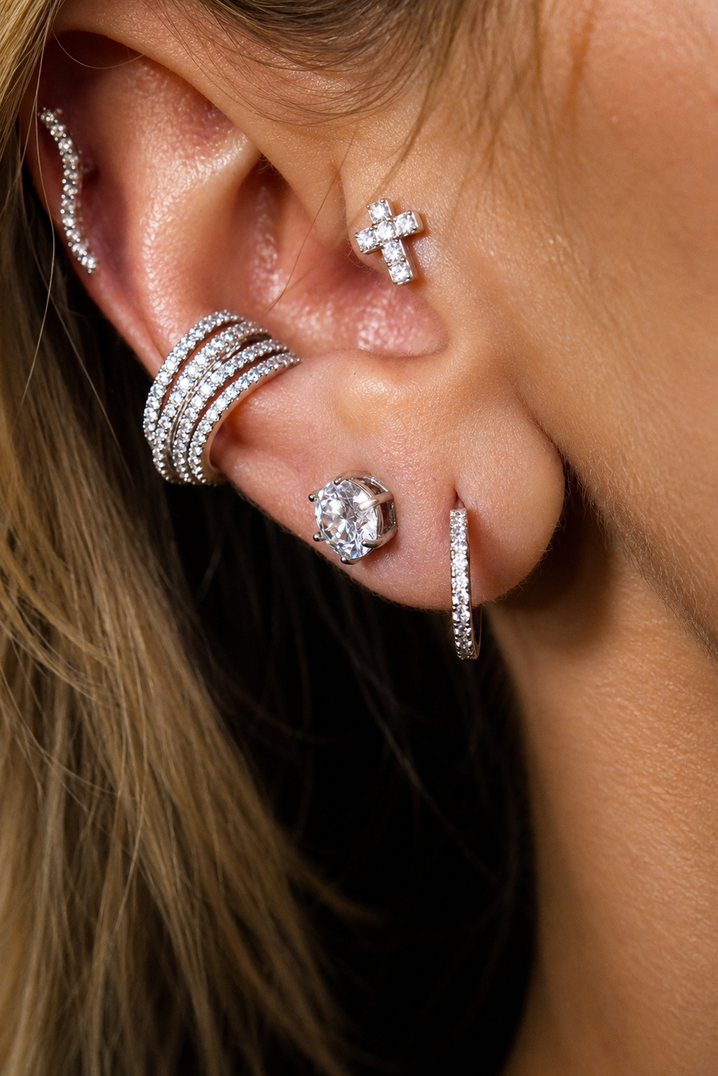 Mayfair Essential Moissanite Hoops