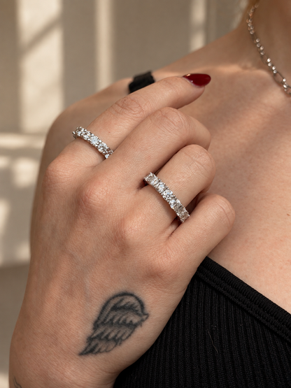 Anne 4mm Pavé Ring