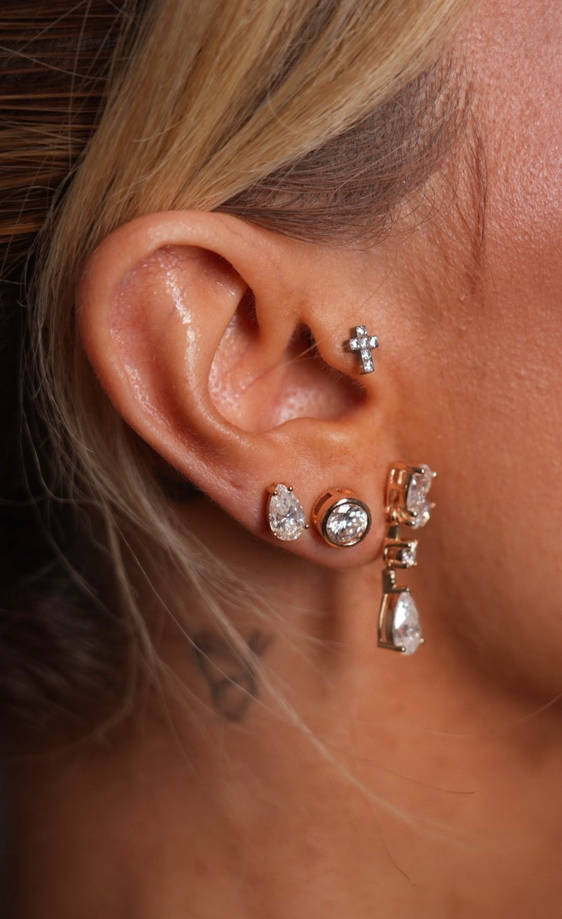 Sovereign Round Gold Moissanite Earrings